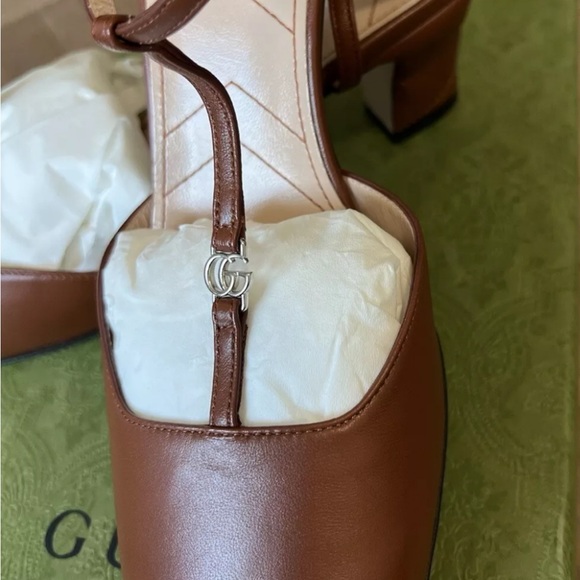 NIB GUCCI LIMITED EDITION LEATHER SANDALS SIZE 40.5 - Picture 3 of 9